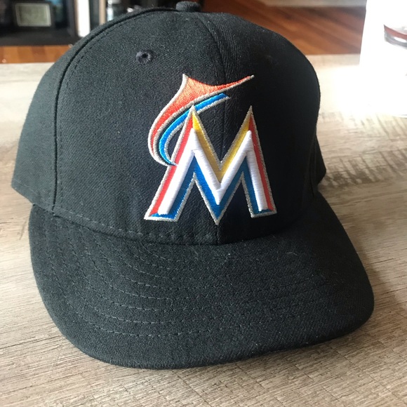 Miami Marlins fitted hat - Picture 6 of 7